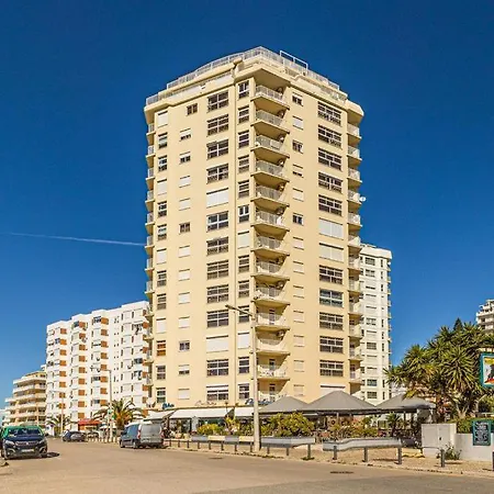 Ocean Breeze Apartman *