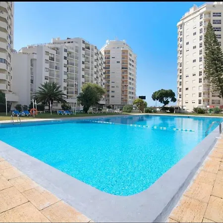 Ocean Breeze Apartment