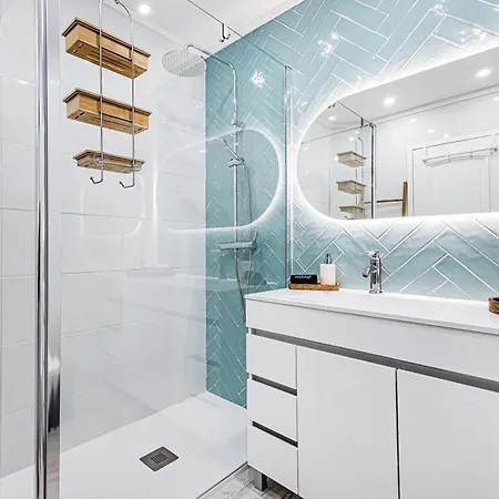 Ocean Breeze Apartment