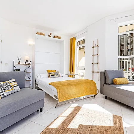 Ocean Breeze Apartment